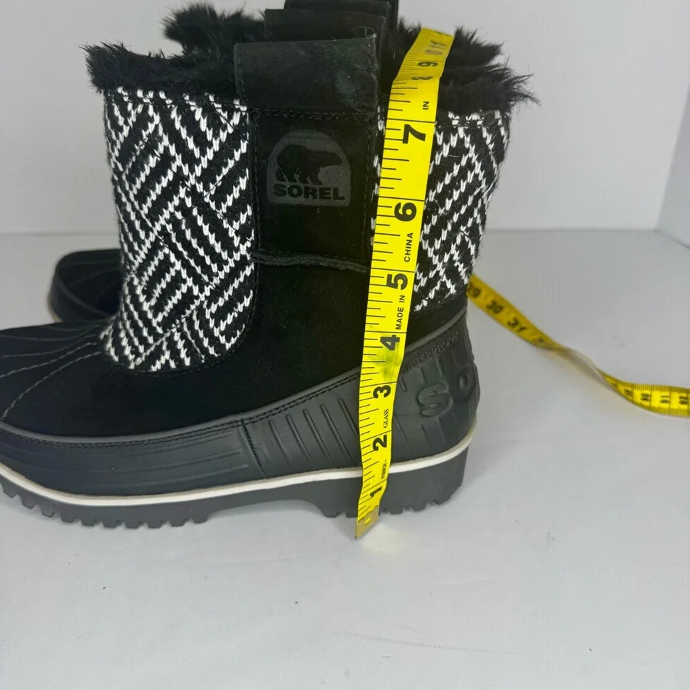 Sorel TIVOLI II Women's Waterproof Boot Suede Detailed Checker Pattern Sz5